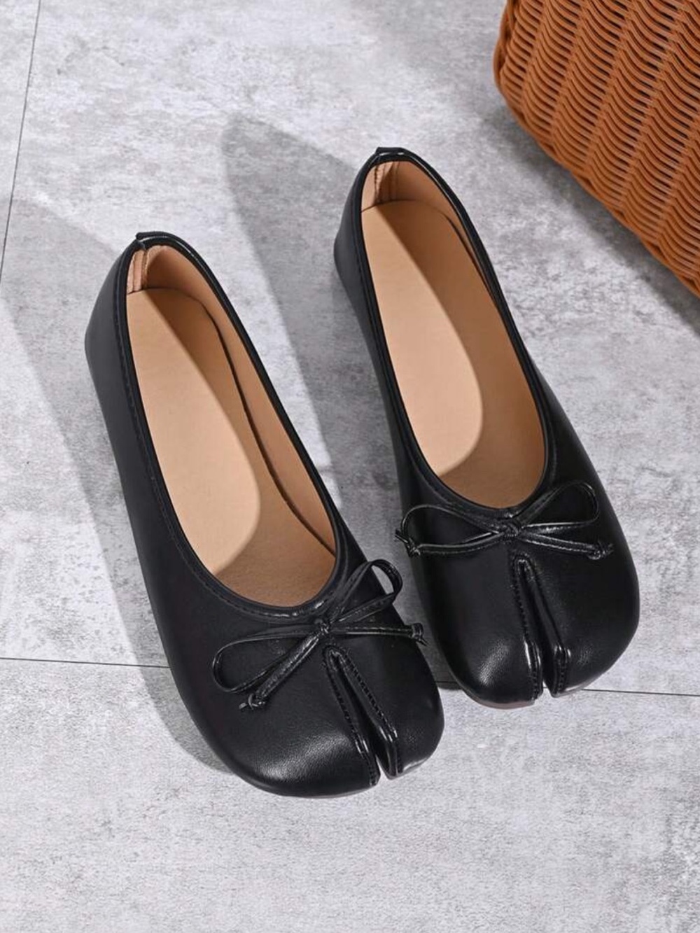 Spring/Autumn New Split-Toe Shoes, Women's Flat Low Vamp Ballet Shoes, Slip